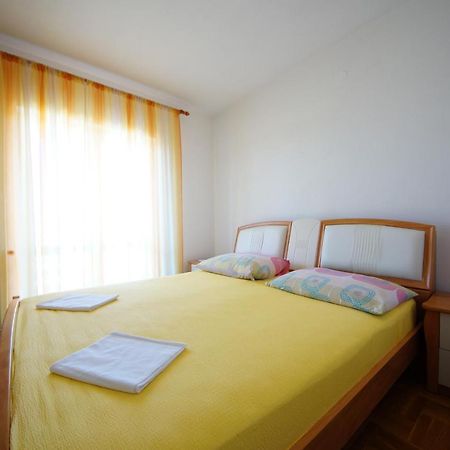 In Apartment Сен Екстериор снимка