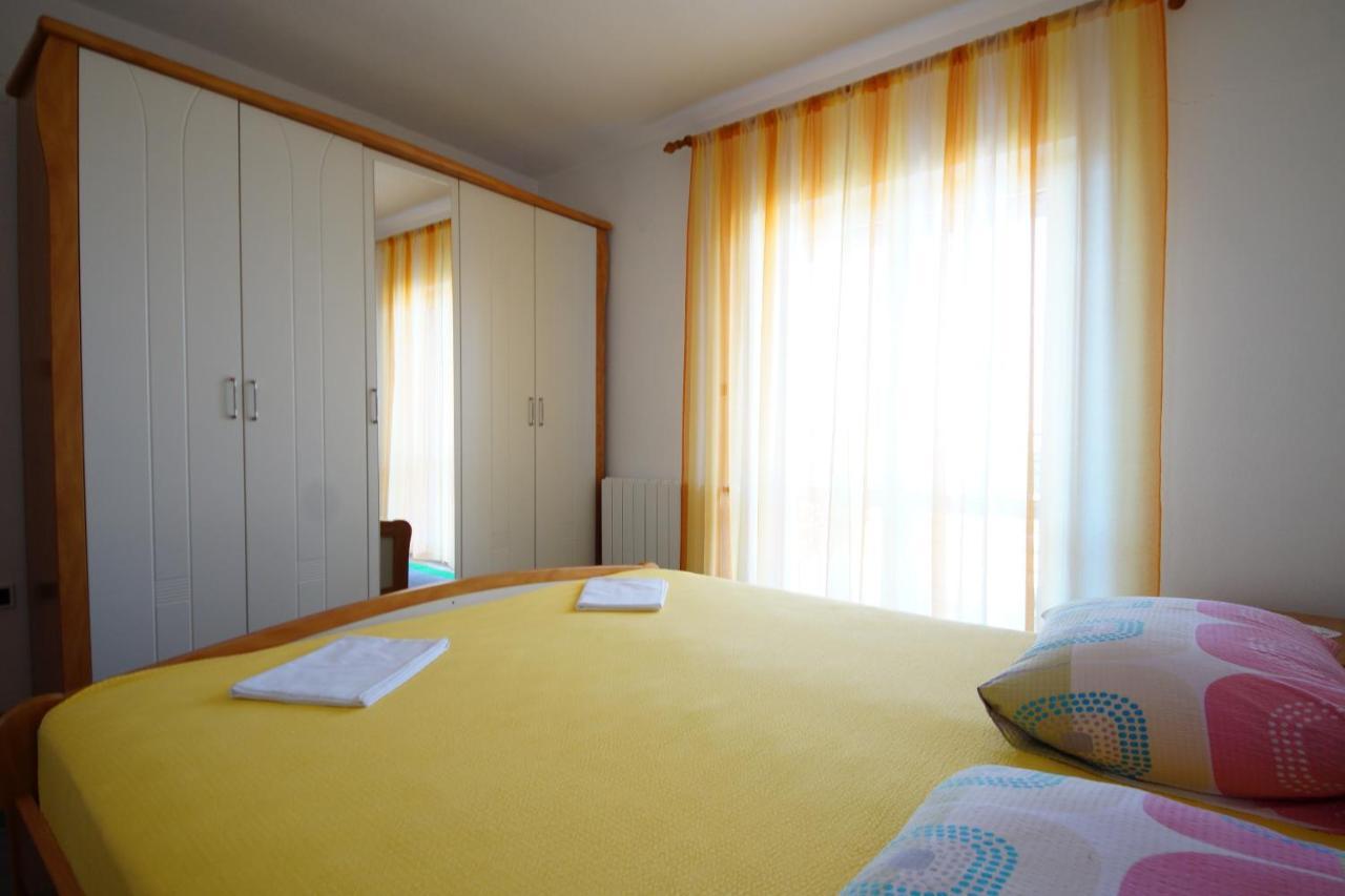 In Apartment Сен Екстериор снимка